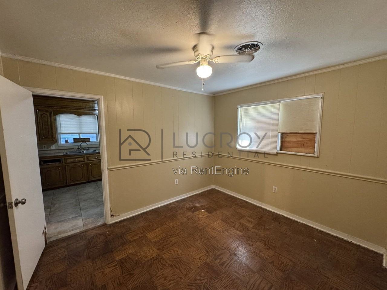 3038 Lakewood Dr - Photo 6 of 11