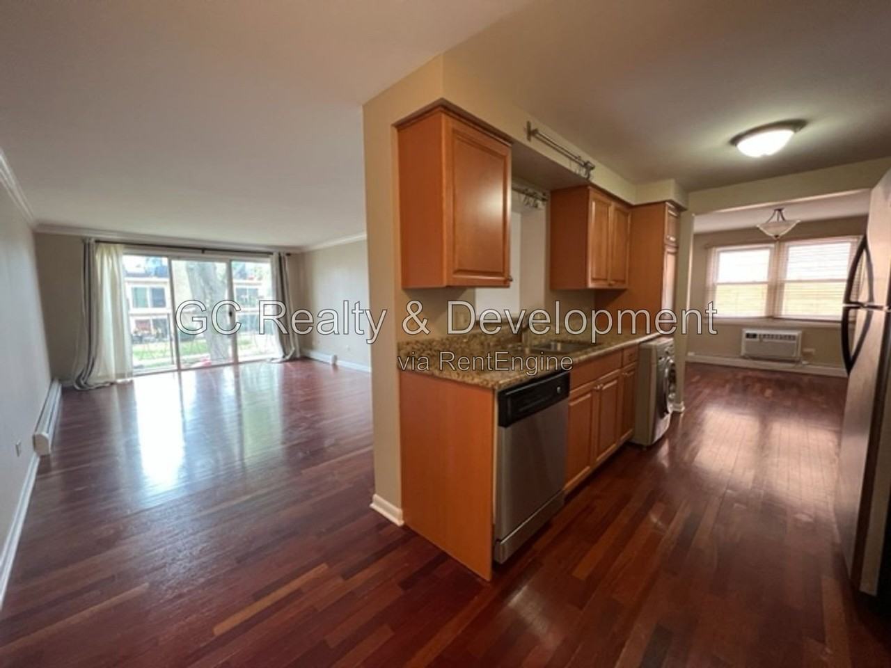 1247 E Washington St #202 - Photo 2 of 16
