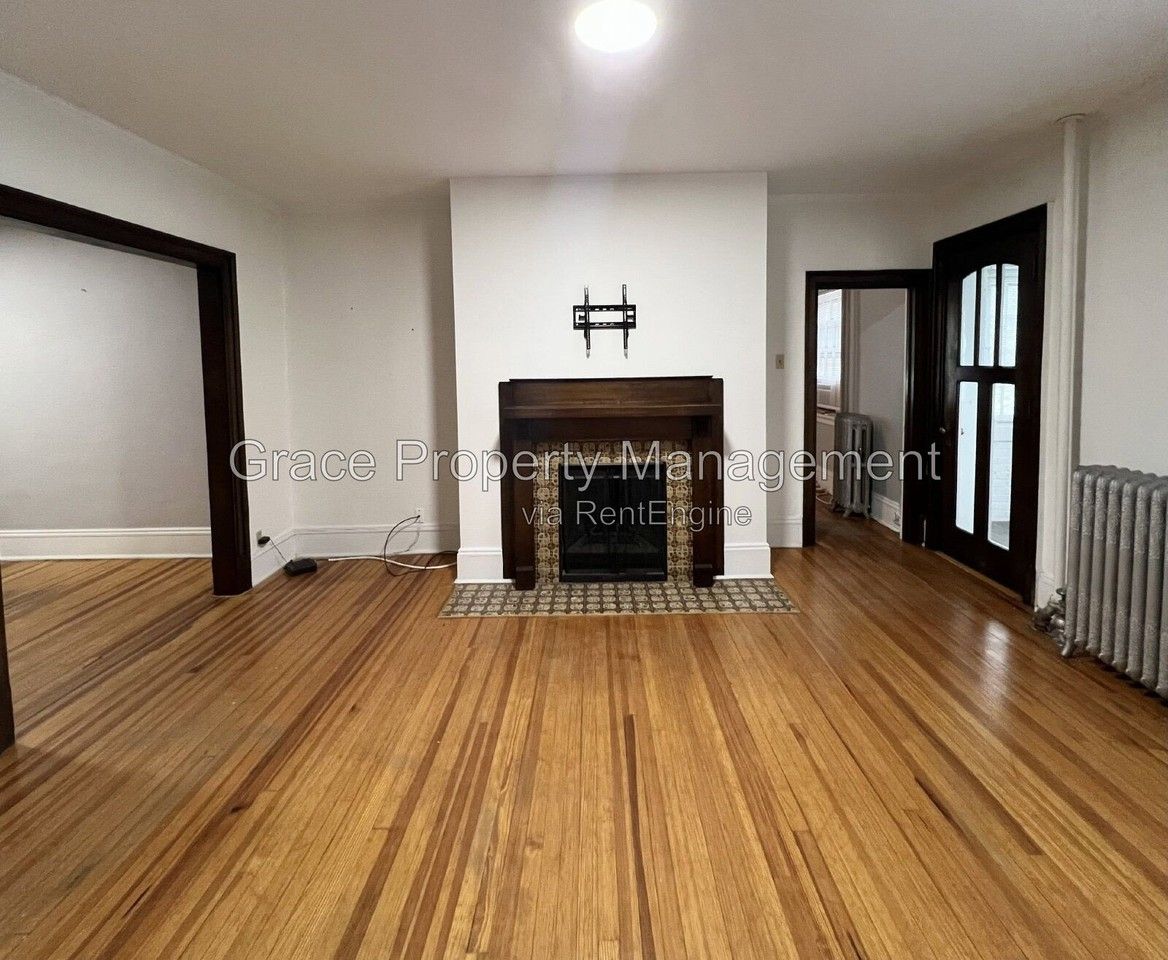 523 E 12th Ave #7 - Photo 3 of 19
