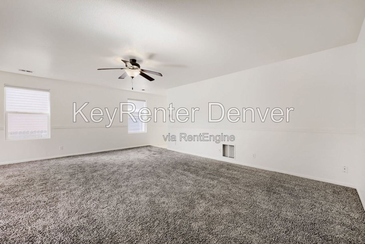 10968 York St - Photo 3 of 22