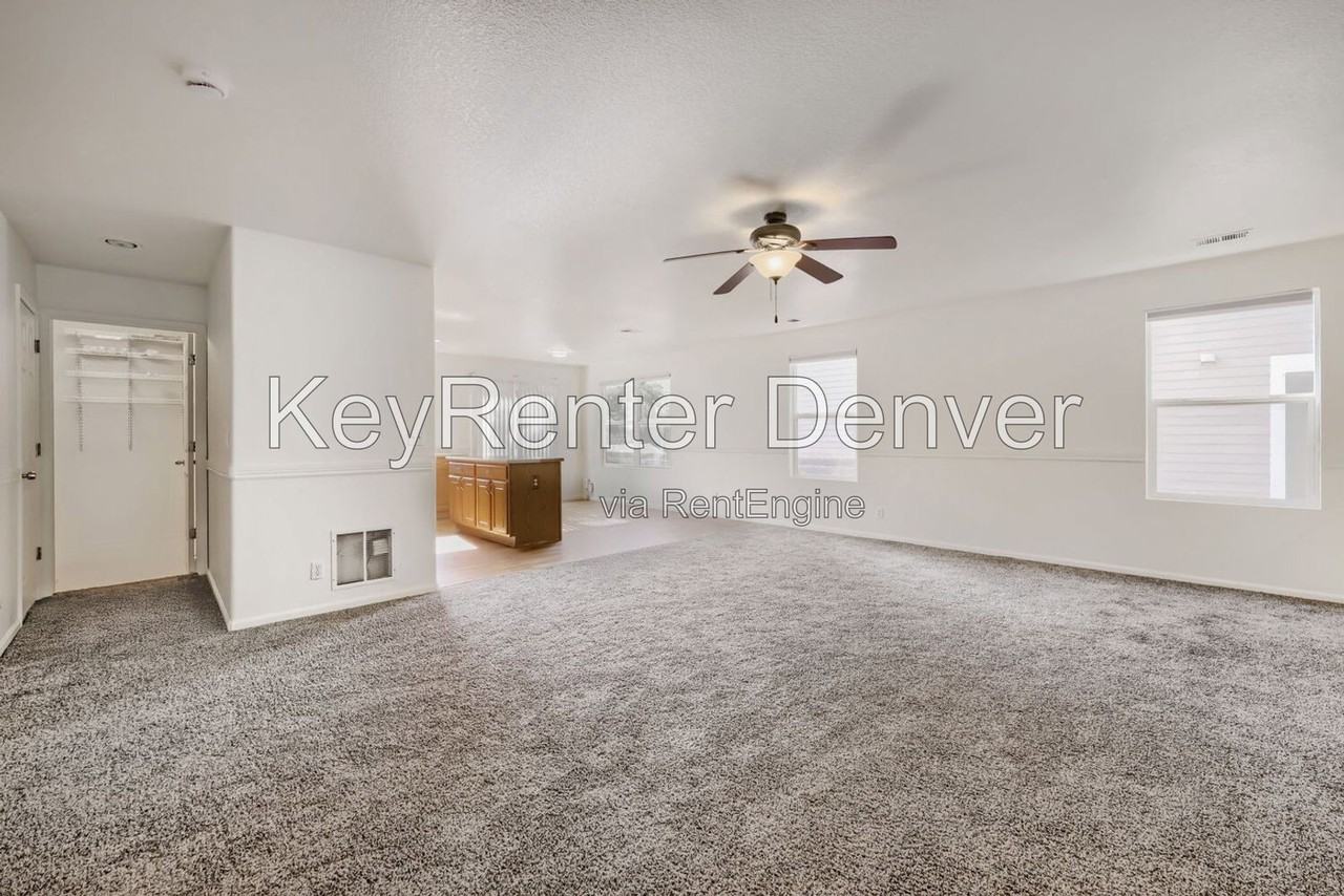 10968 York St - Photo 4 of 22