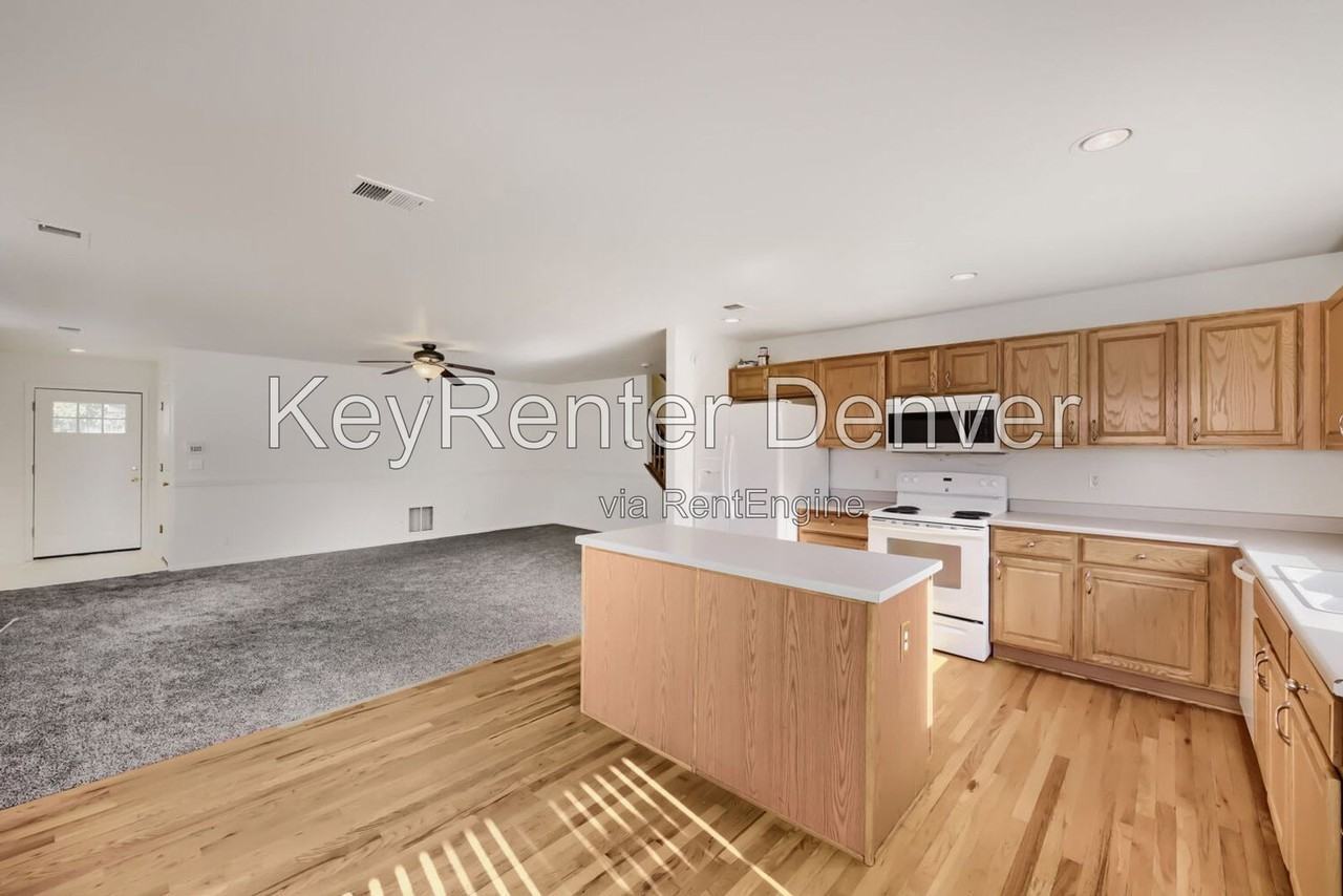10968 York St - Photo 7 of 22