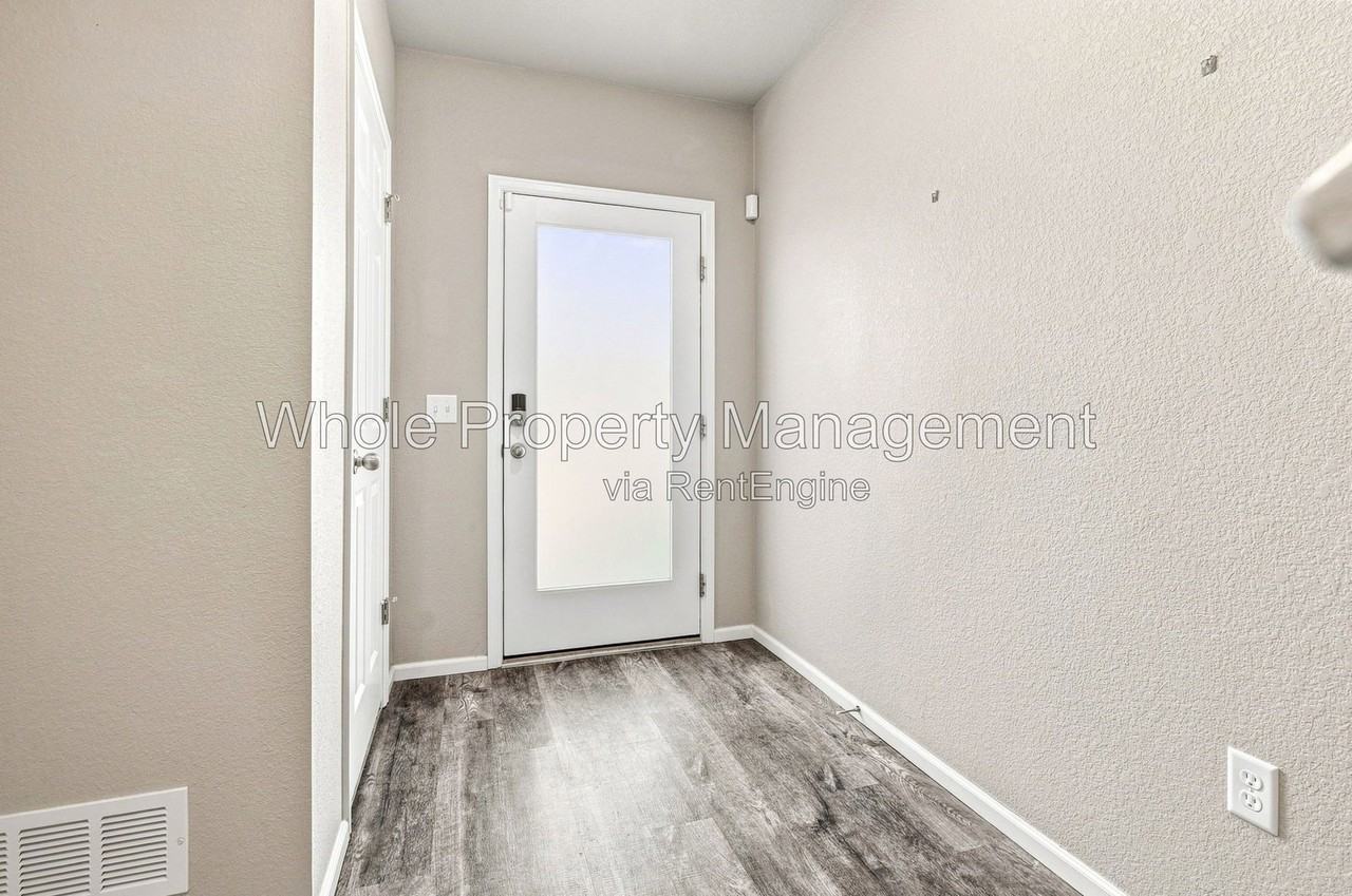 12231 W 57th Dr - Photo 2 of 31