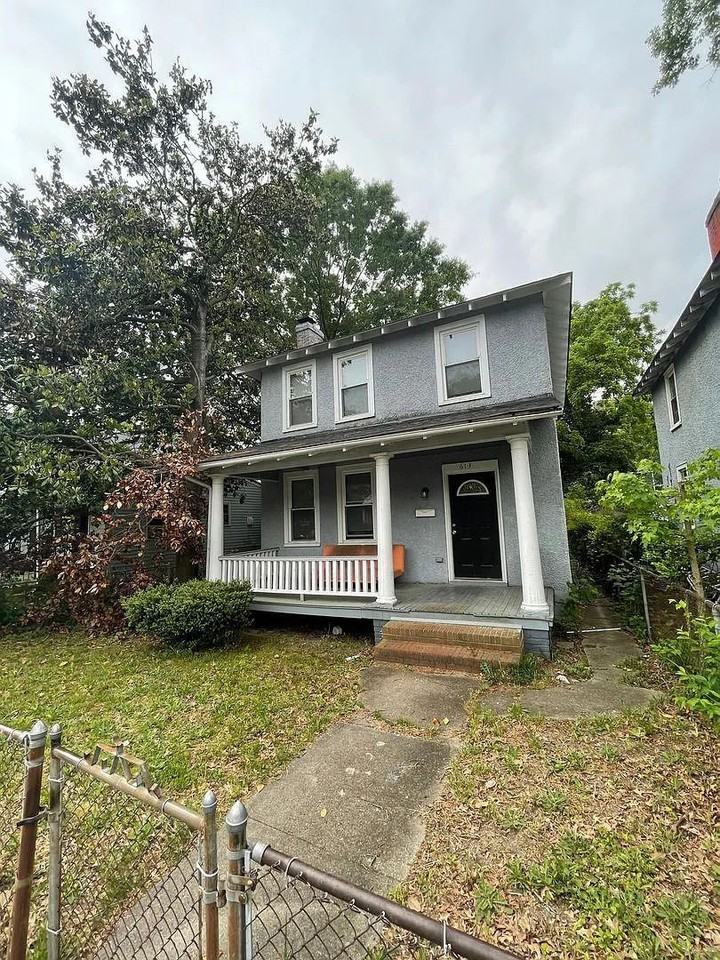 613 Northside Ave - Photo 2 of 18