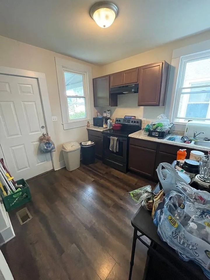 613 Northside Ave - Photo 6 of 18