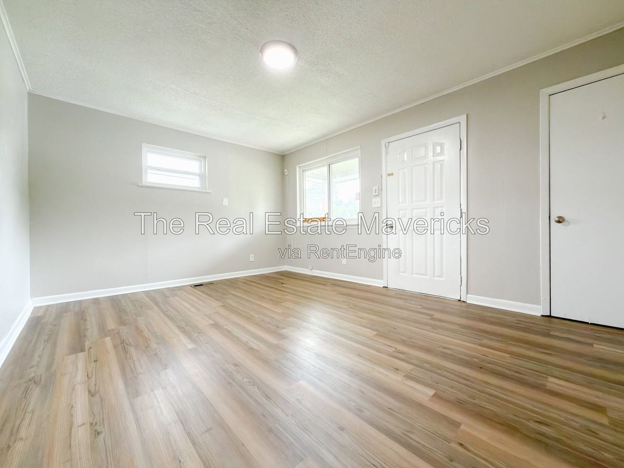 4706 Midland Pike #1 - Photo 3 of 9