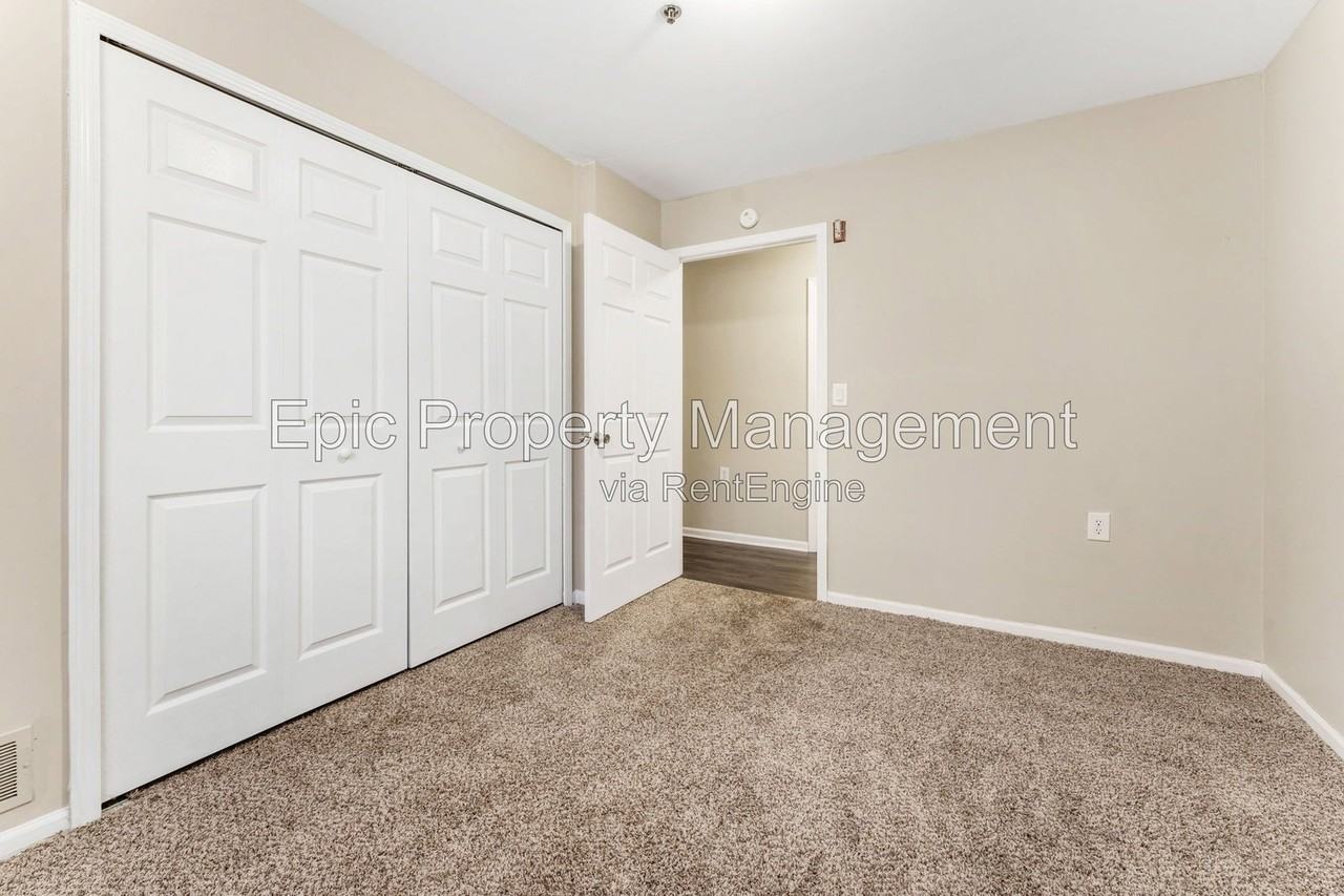 3670 S John Hix Rd #30 - Photo 7 of 12