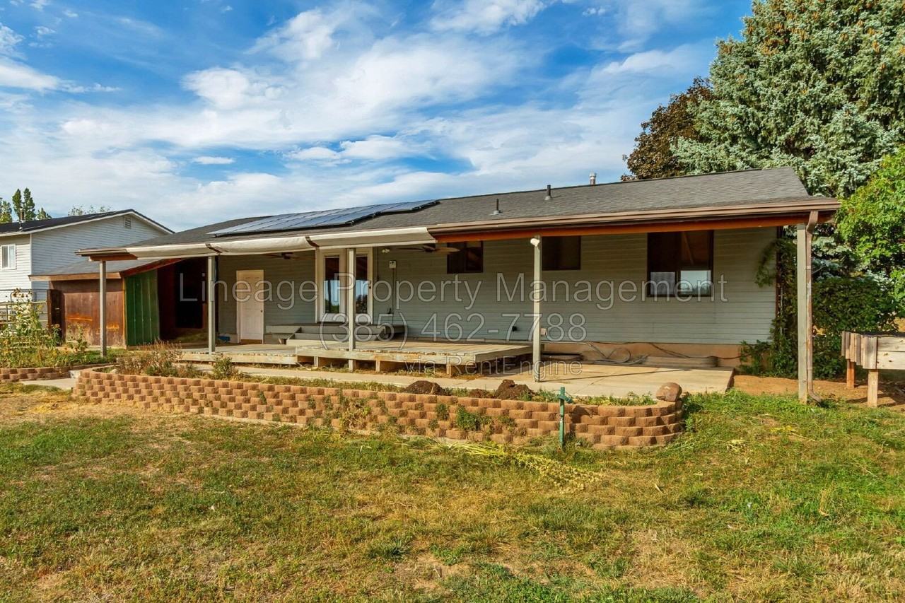 2175 S 150 W - Photo 6 of 35