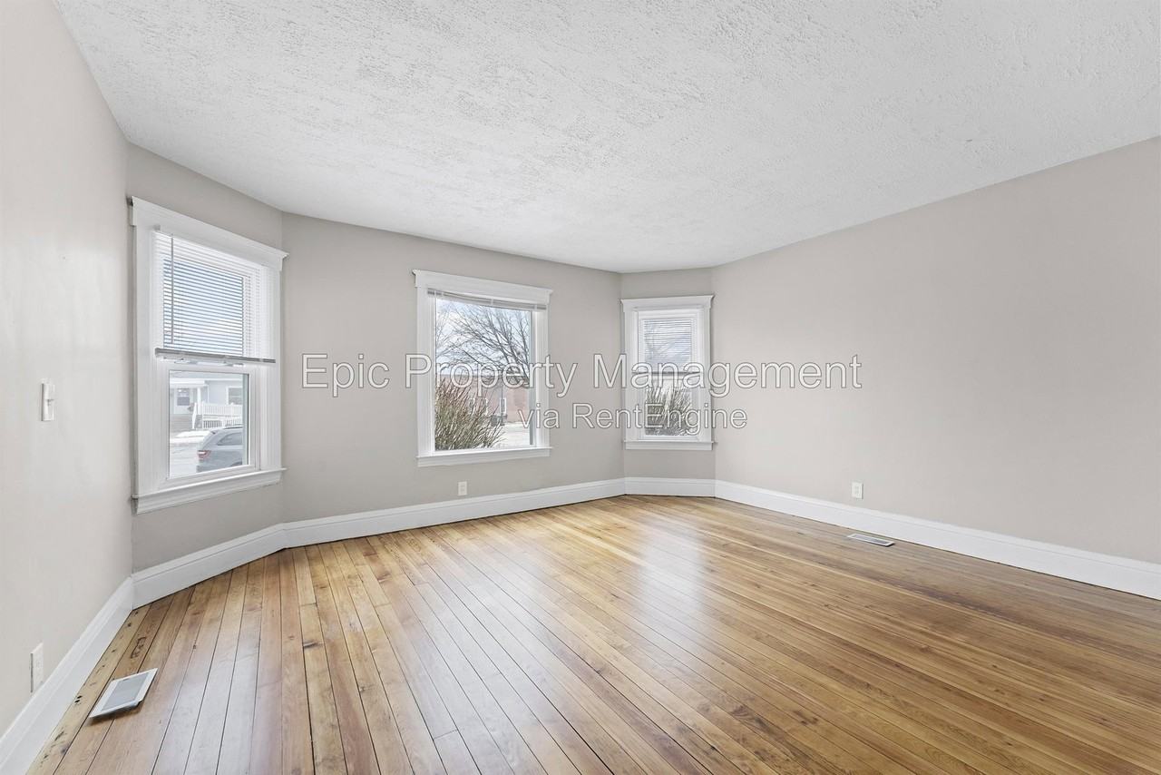 2508 W Jefferson Ave - Photo 6 of 14