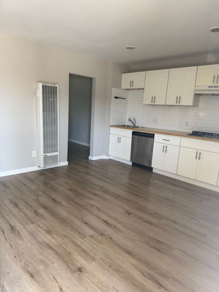 1029 S Union Ave #27A - Photo 4 of 4