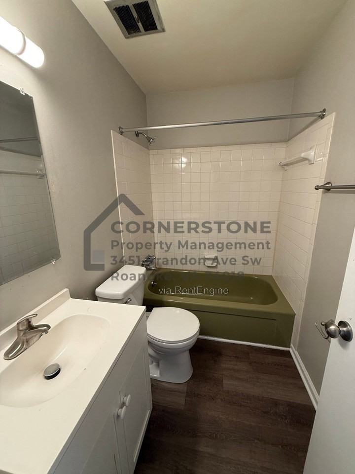 1401 3rd St Sw #15 - Photo 7 of 11
