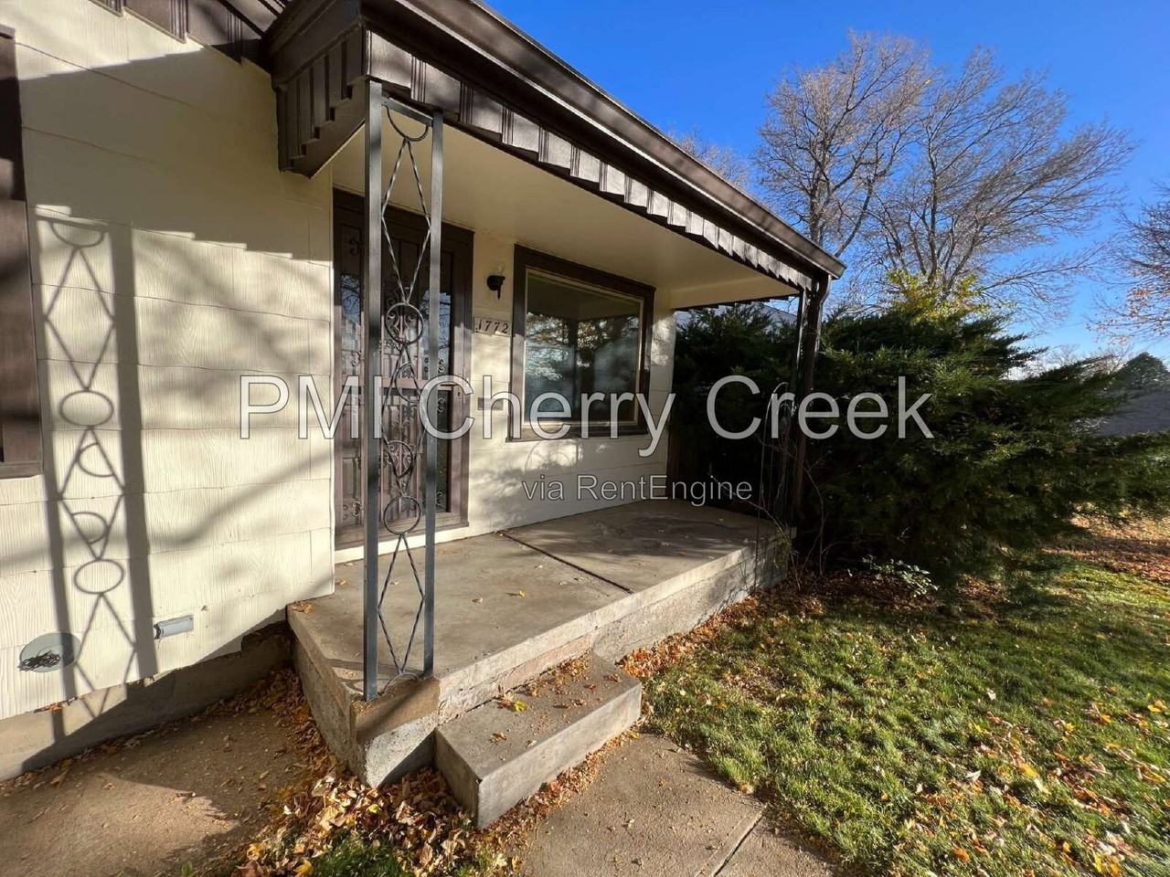 1772 S Garfield St - Photo 3 of 36