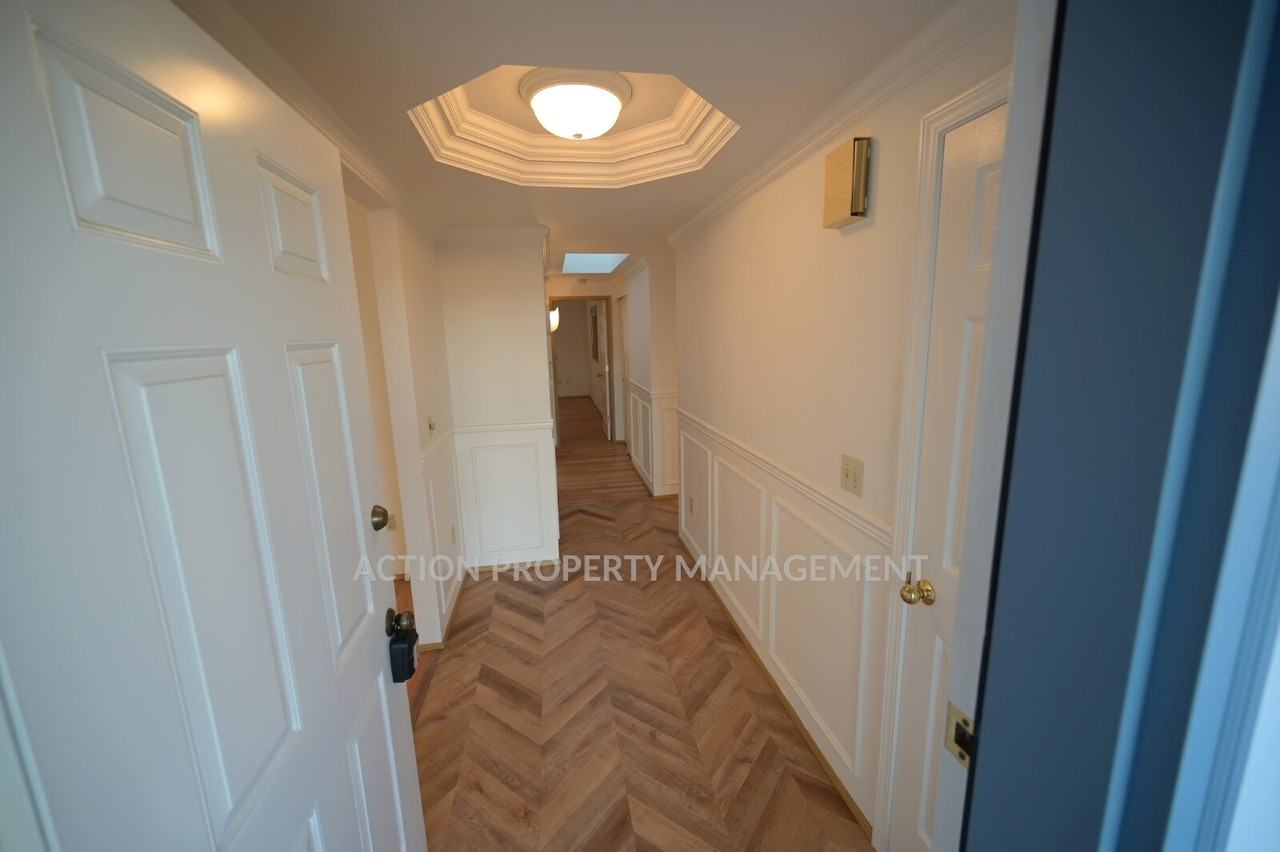760 N Spencer Farm Pl - Photo 2 of 20
