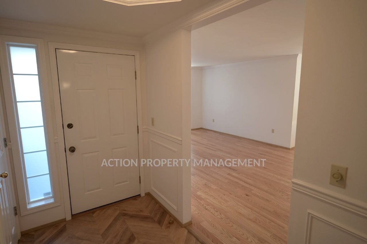760 N Spencer Farm Pl - Photo 3 of 20
