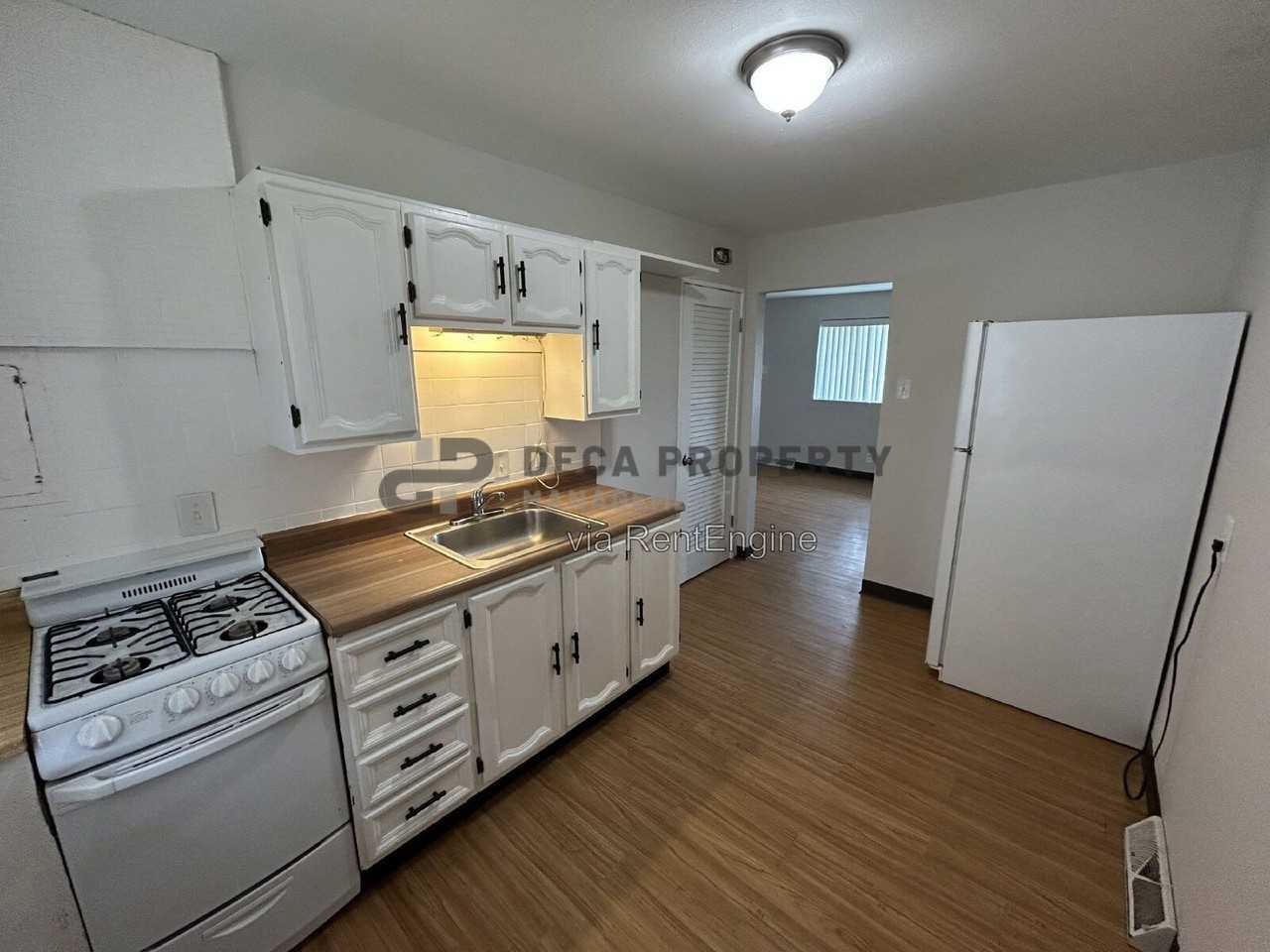 9385 Minerva Ave - Photo 5 of 9