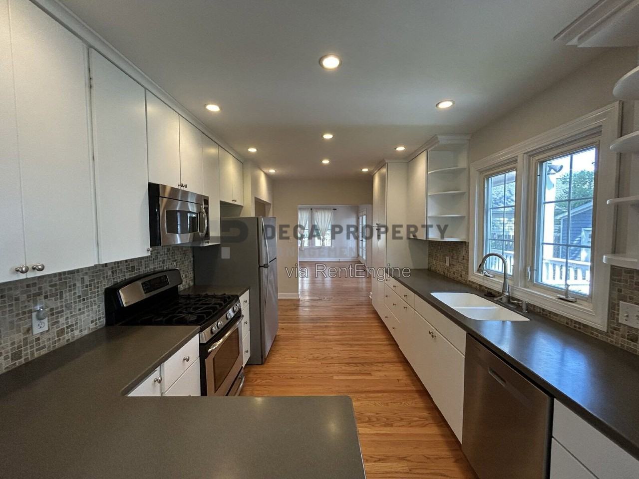 203 W Cedar Ave - Photo 7 of 20