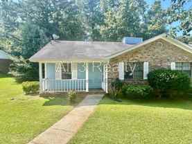 8460 Pineland Dr - Photo 1 of 1