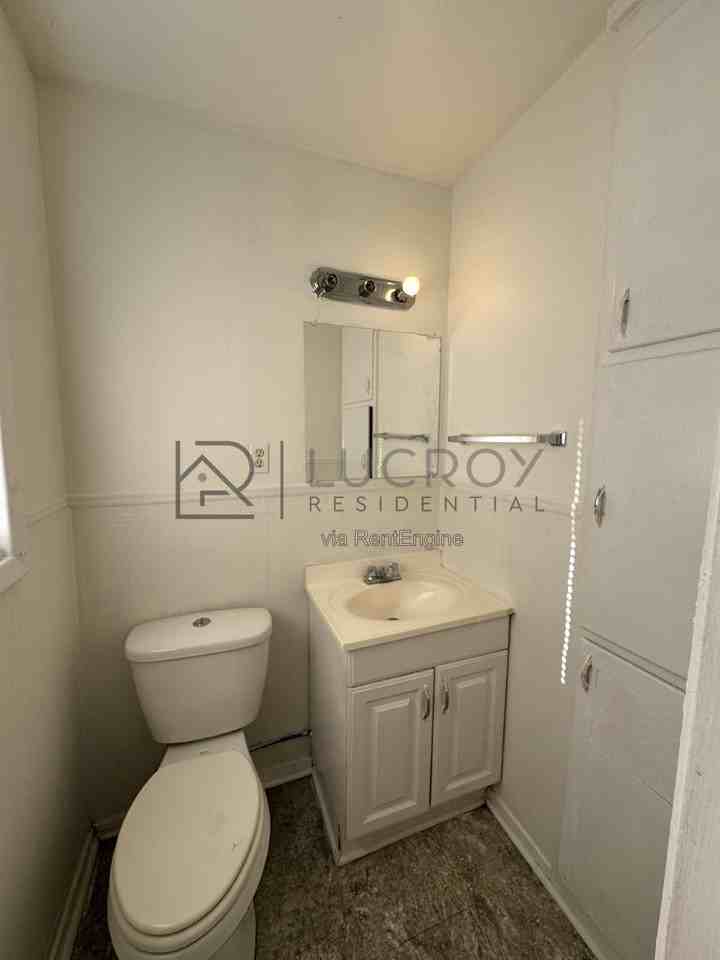 2716 Woodside Dr - Photo 7 of 10