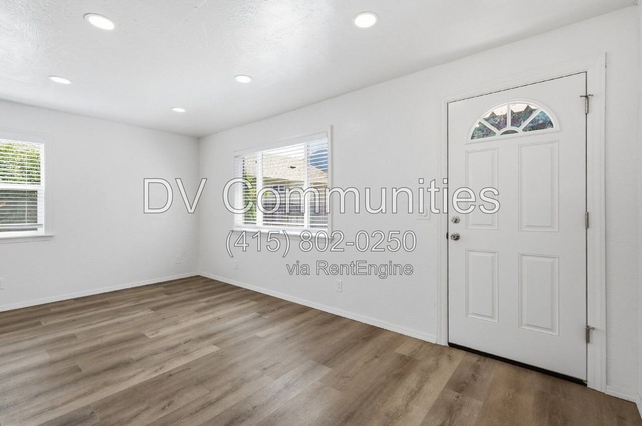 47793 Harris St - Photo 6 of 31