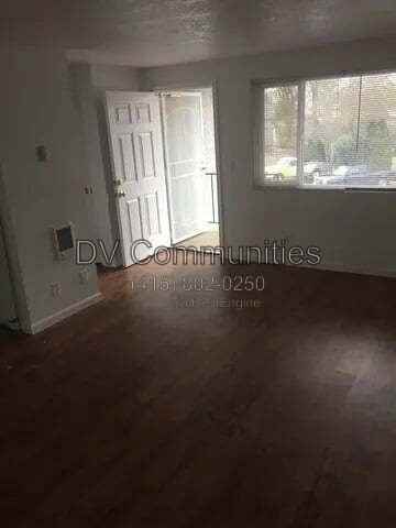 101 N 10th St #13 - Photo 5 of 28