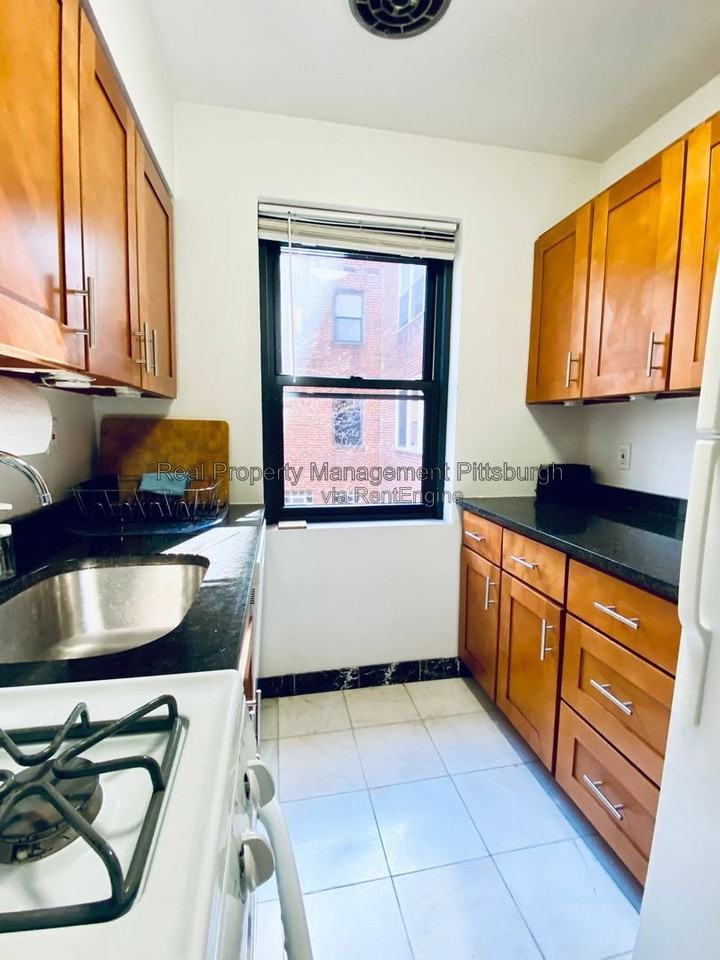 765 College St #108 - Photo 5 of 12