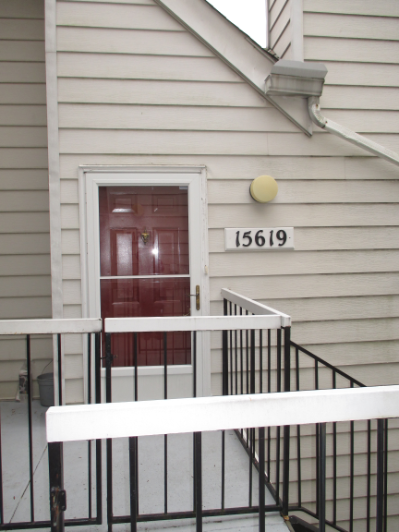 15619 Easthaven Ct - Photo 2 of 50