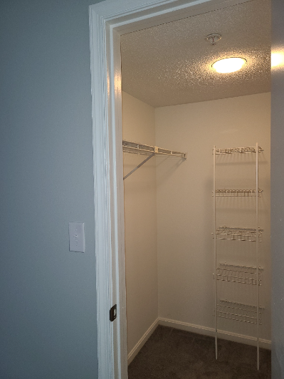 15619 Easthaven Ct - Photo 5 of 50