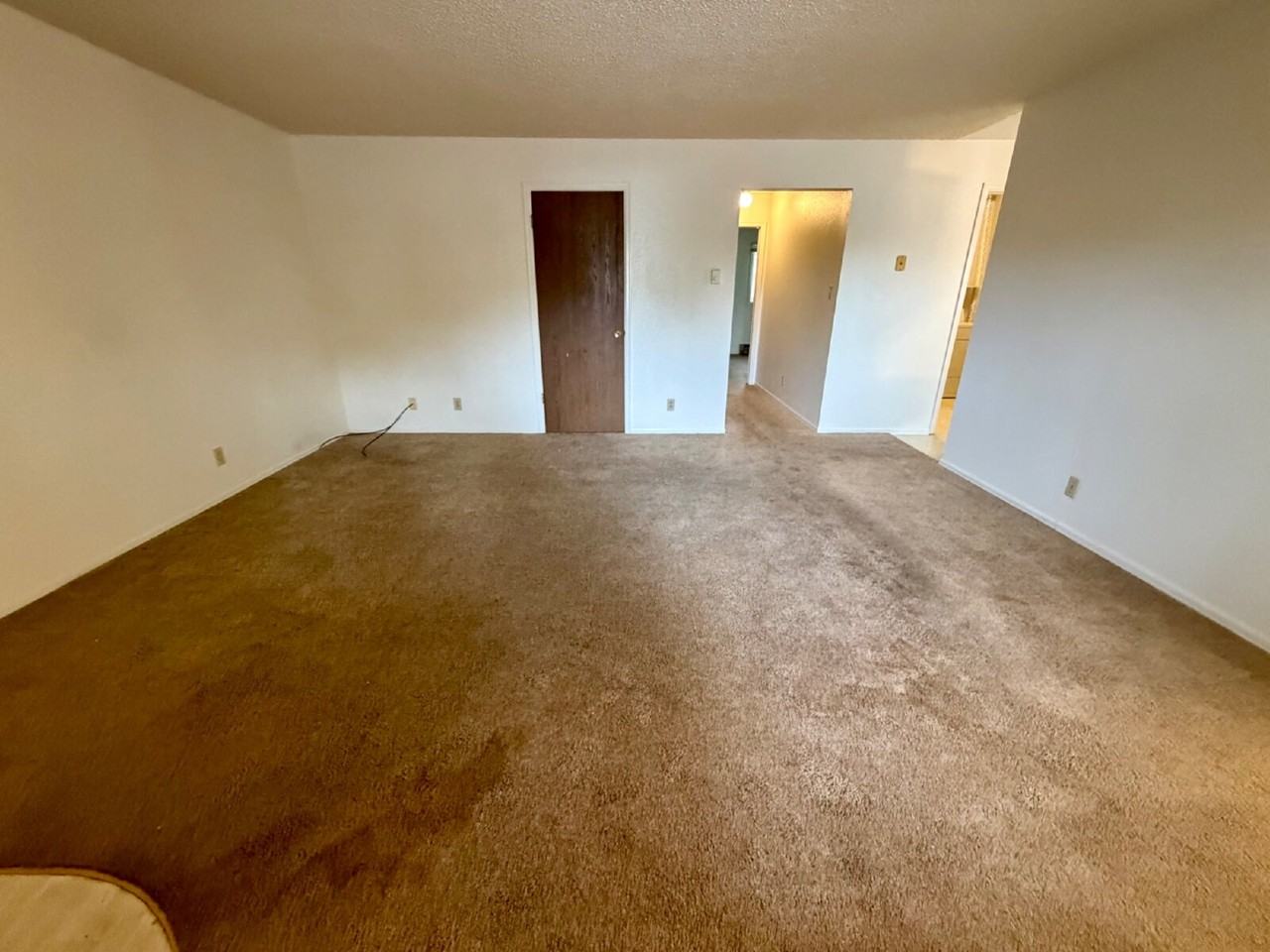 1813 Edgewater Ave - Photo 2 of 16