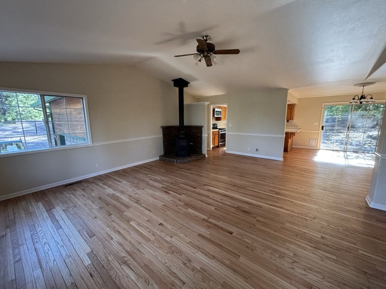 4422 Up Chick St - Photo 6 of 26