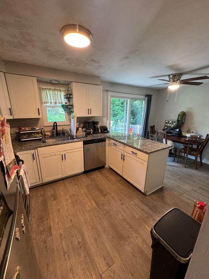 90 Walker Rd - Photo 4 of 14