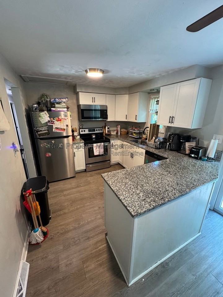 90 Walker Rd - Photo 5 of 14