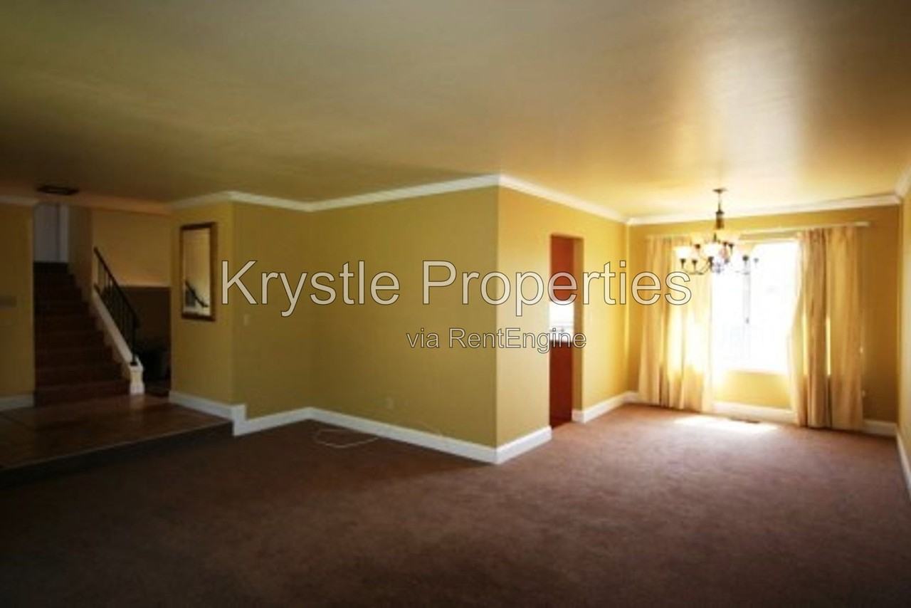 1345 Corcoran Ave - Photo 3 of 14