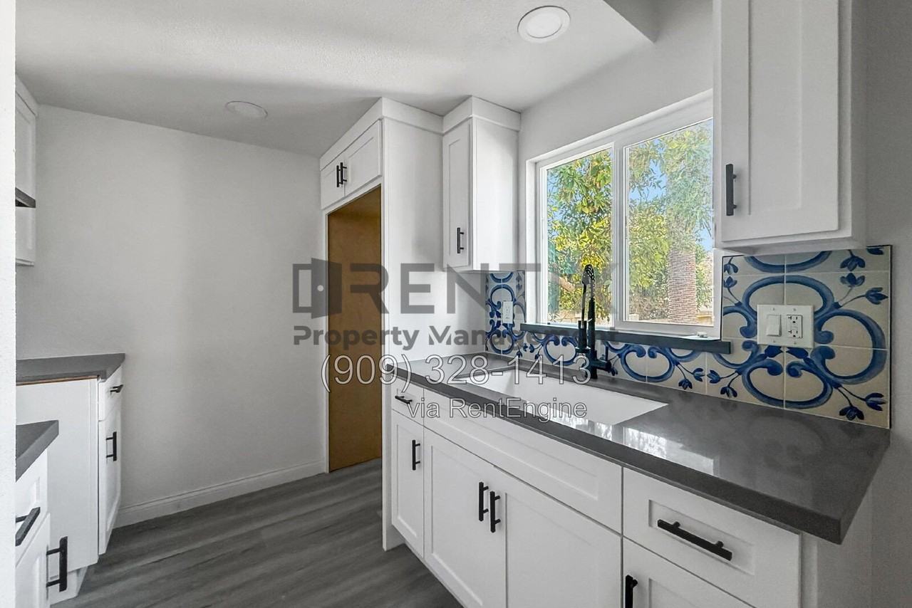 1923 Junipero Ave - Photo 5 of 10