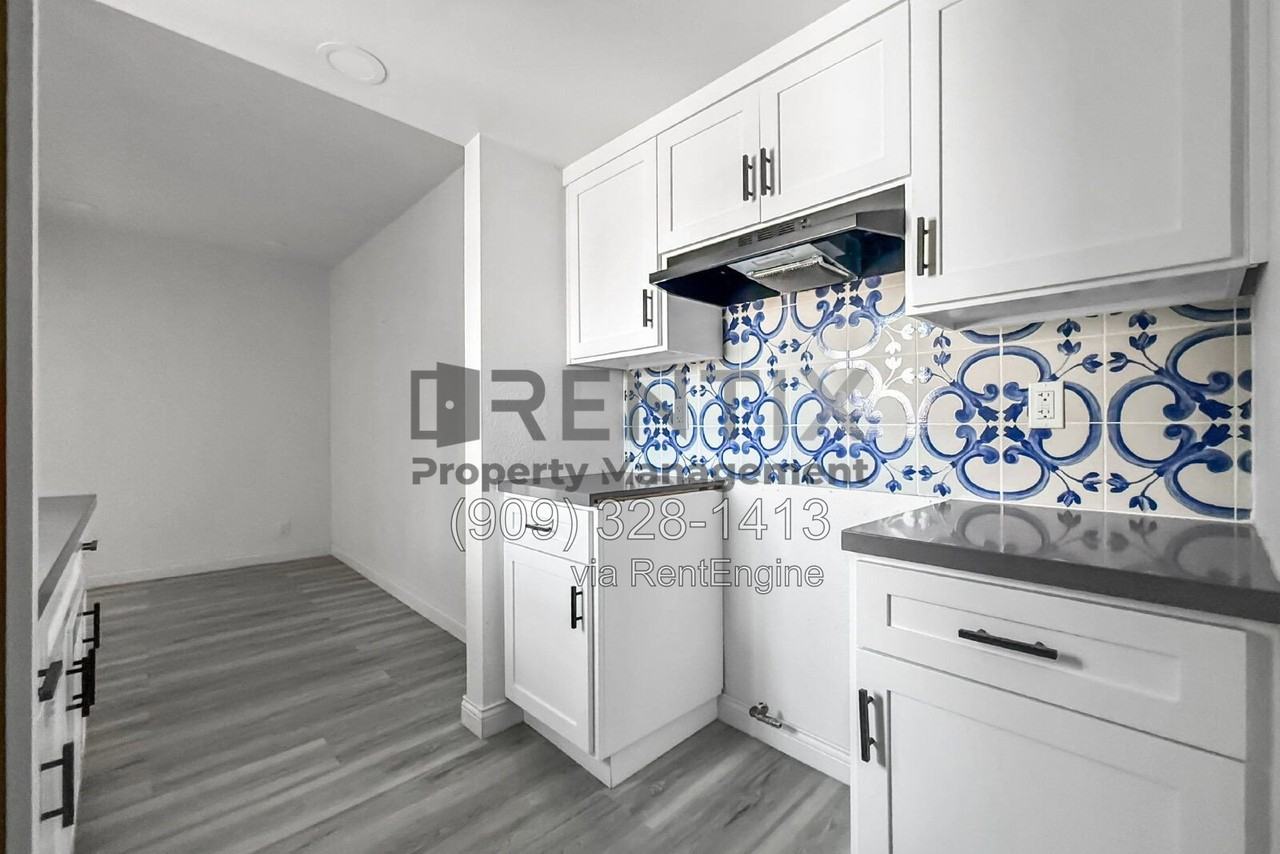 1923 Junipero Ave - Photo 7 of 10