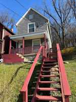 featured image of 208 Rolfe St