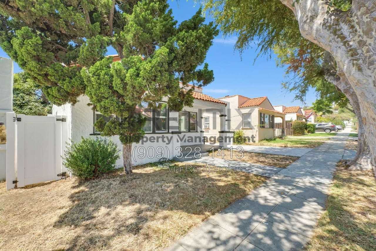 1921 Junipero Ave - Photo 3 of 27