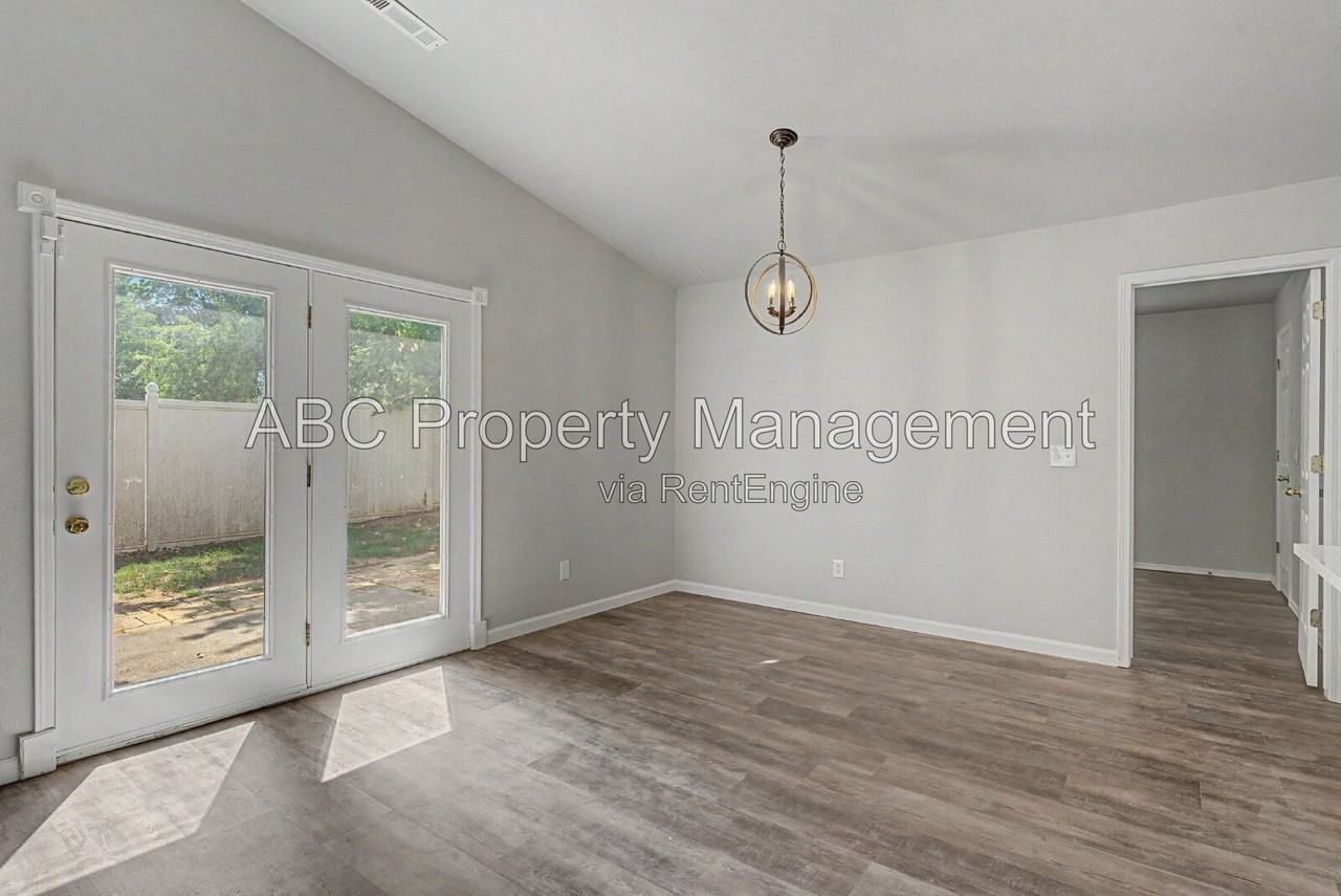3345 W Essex Dr - Photo 7 of 22