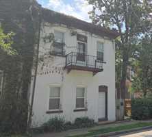 featured image of 114 W Courtois St #1F