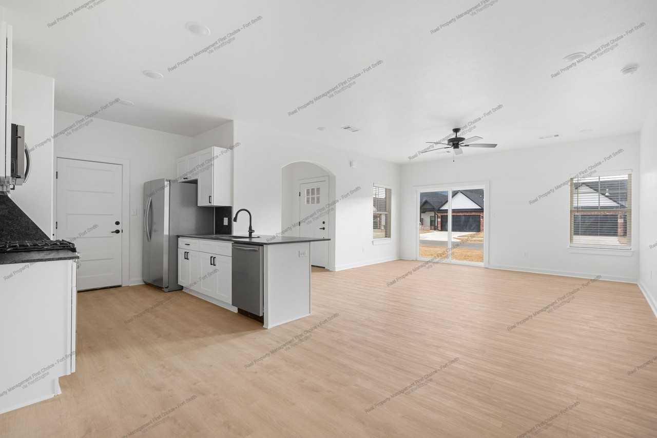 8809 Bainbridge Ct #A - Photo 3 of 22