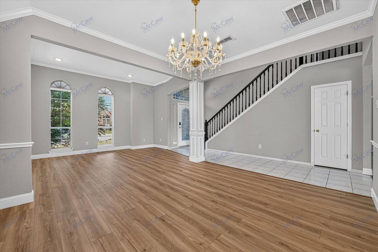 305 Brazil Dr - Photo 6 of 40