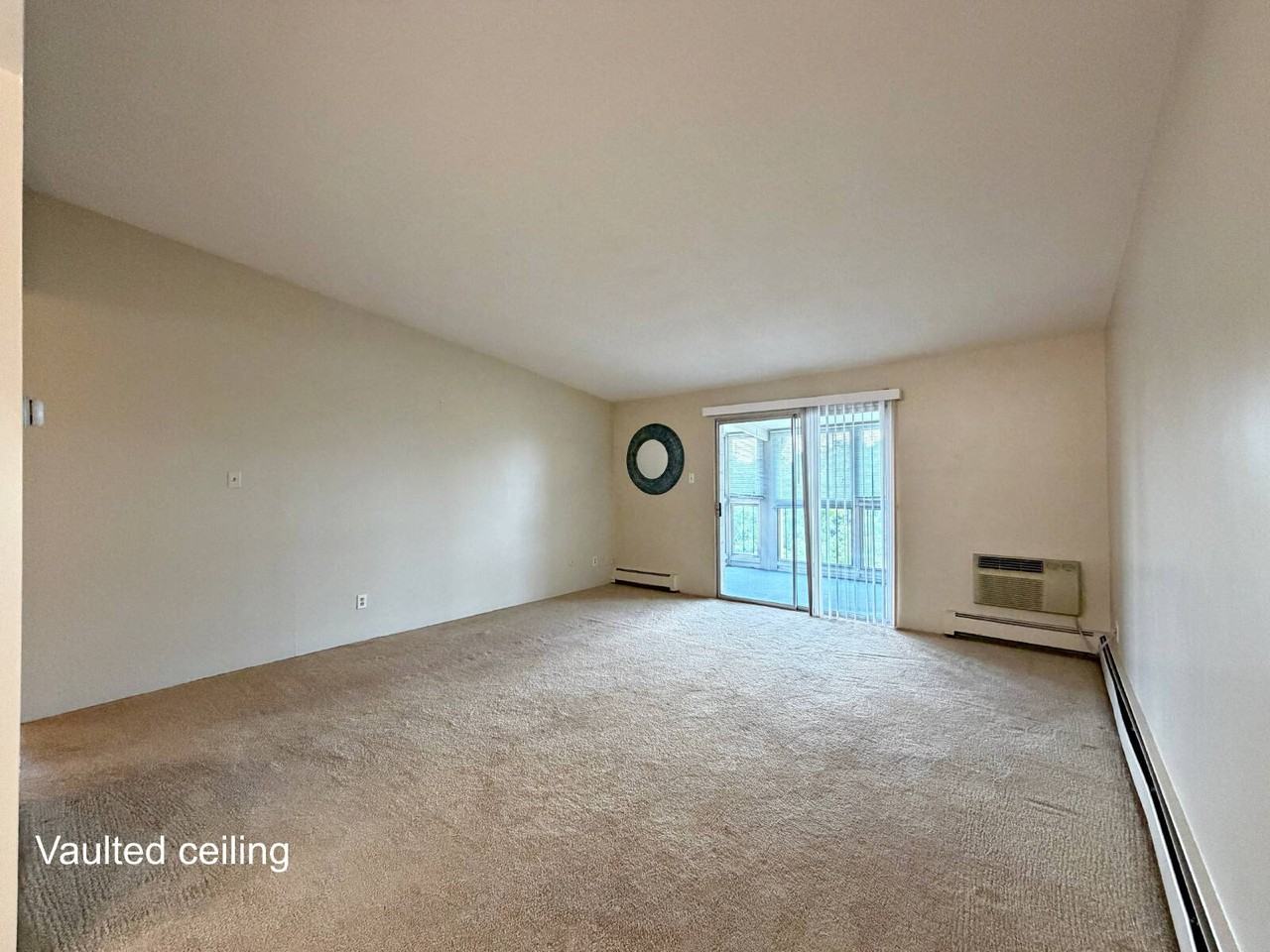 13606 E Bates Ave - Photo 5 of 24