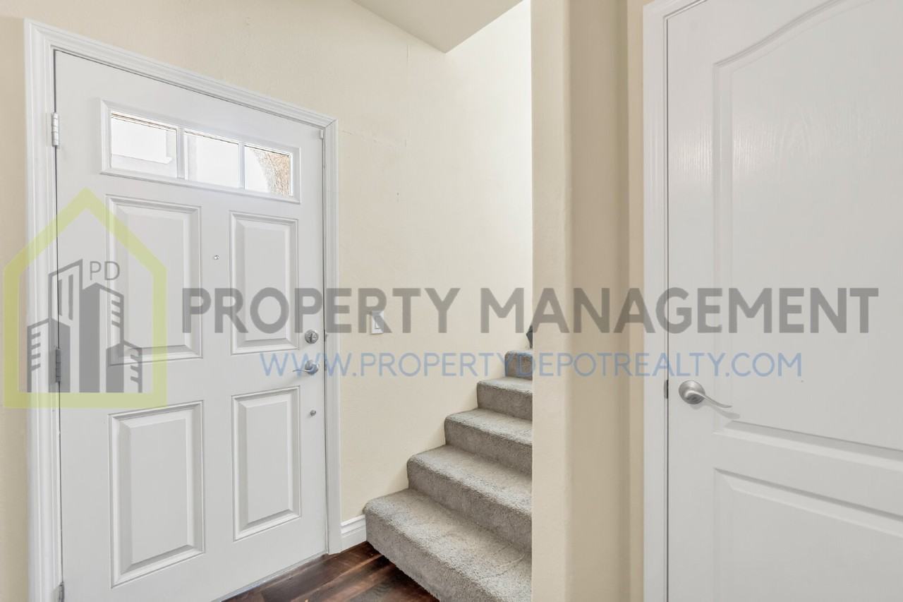 5501 Mezereon Ln - Photo 7 of 45