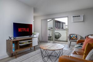 featured image of 1430 3rd Ave E #9