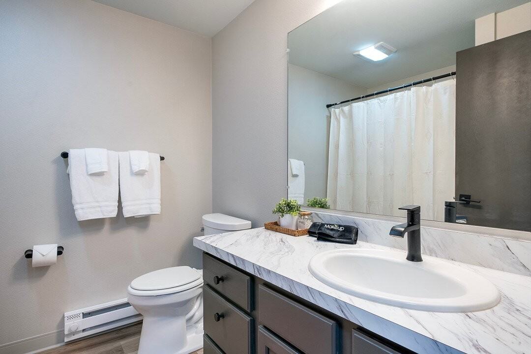 1430 3rd Ave E #9 - Photo 7 of 9