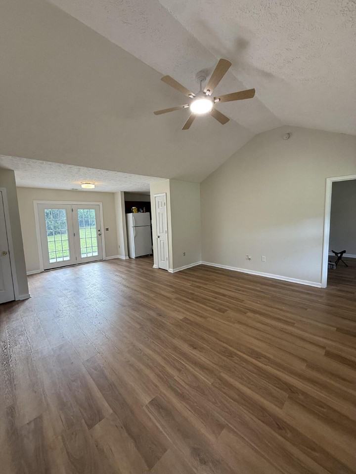 753 Roebling Rd - Photo 2 of 11