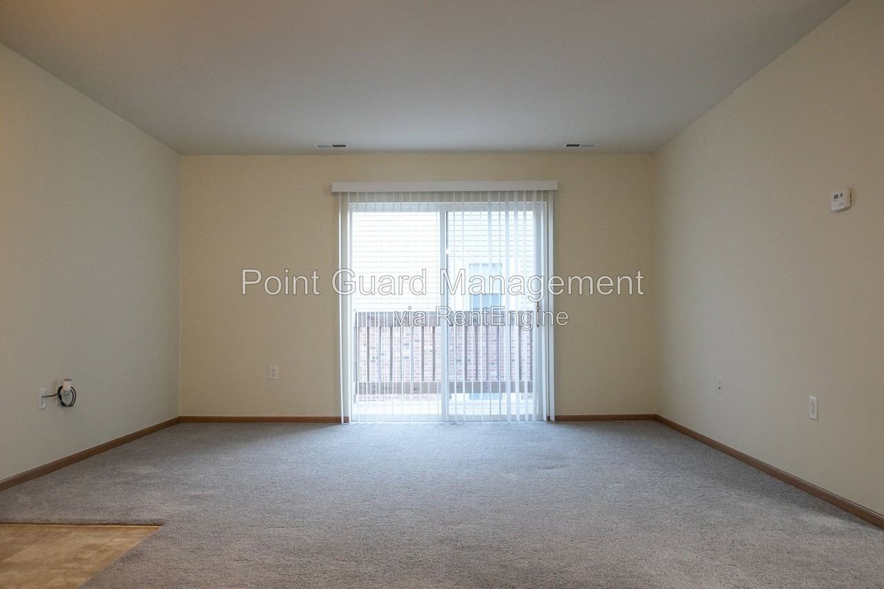 1003 Avenue K #7 - Photo 2 of 22