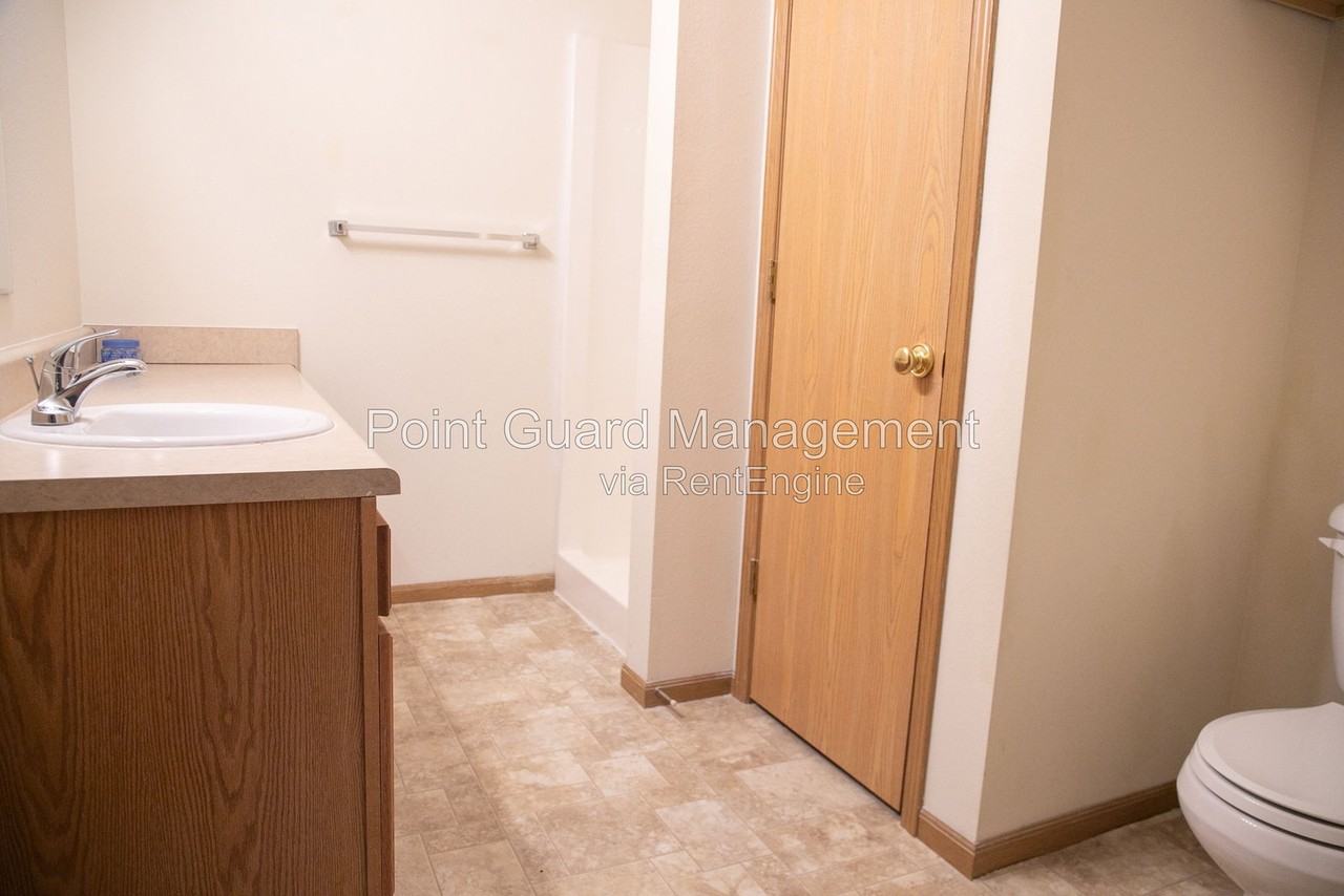 1003 Avenue K #7 - Photo 7 of 22