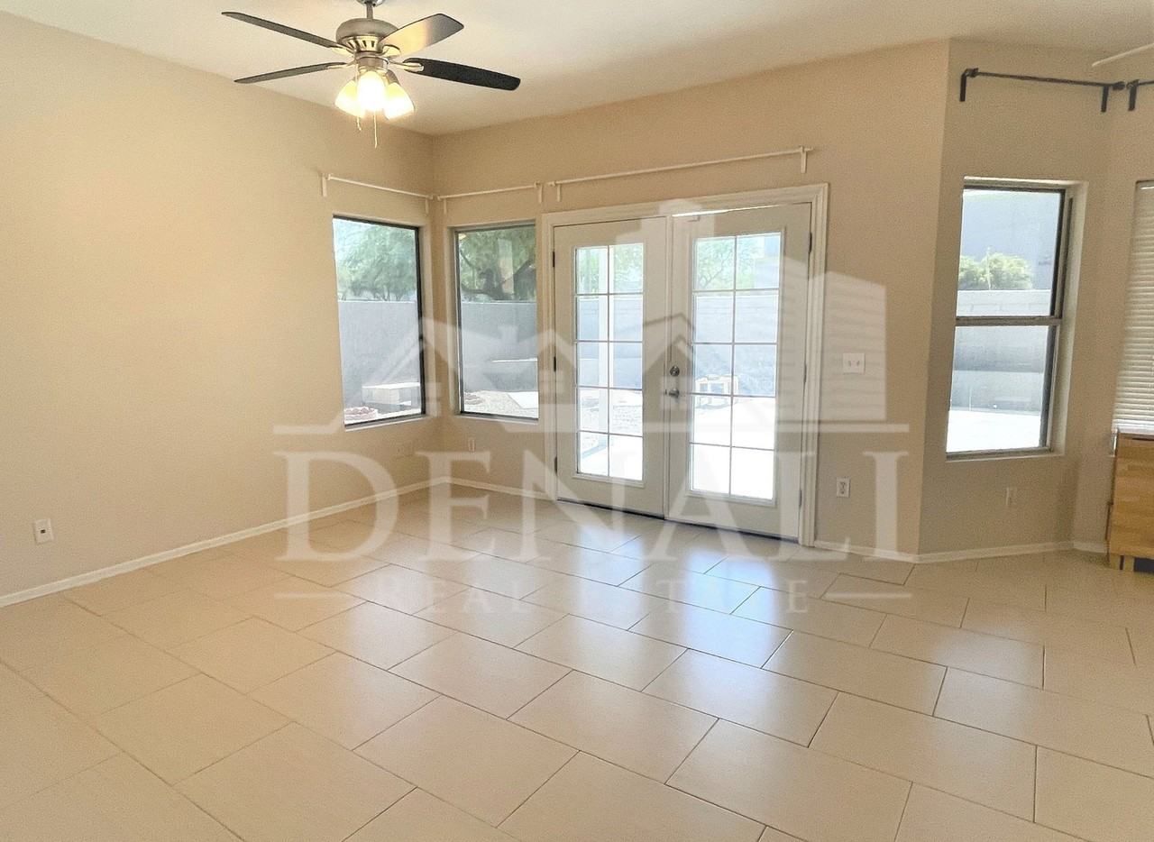 8372 S Stephanie Ln - Photo 6 of 29