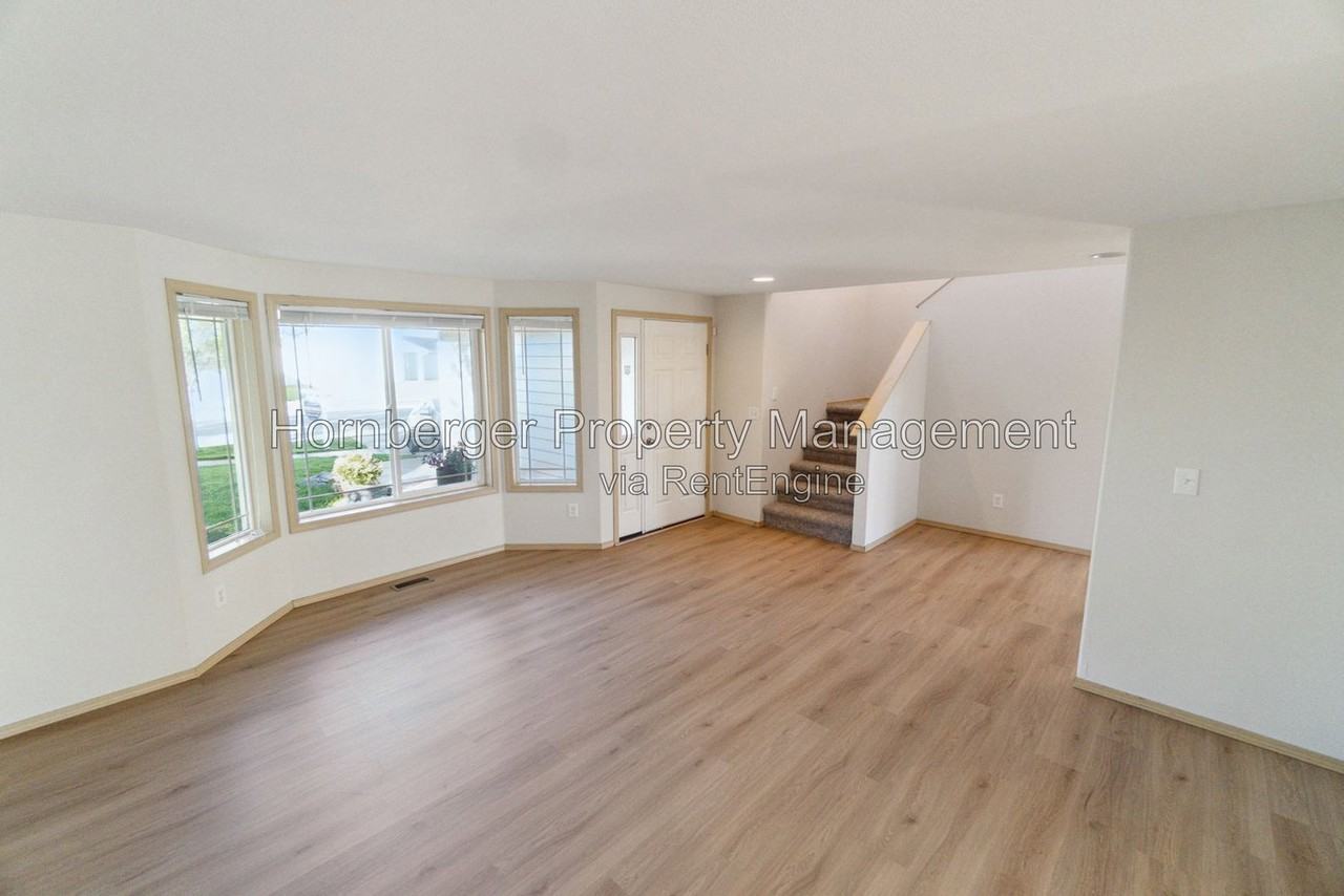509 S Joslin Pl - Photo 6 of 32