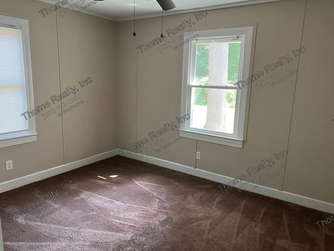 1024 Burt St - Photo 2 of 7